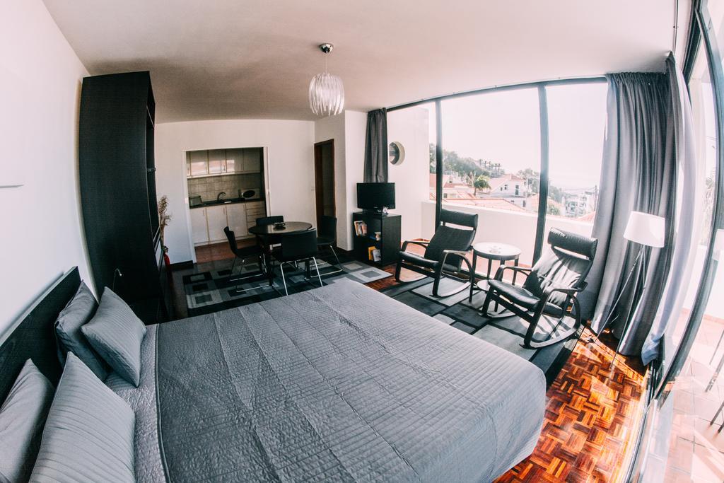 Arts In Apartments Pina Funchal  Luaran gambar