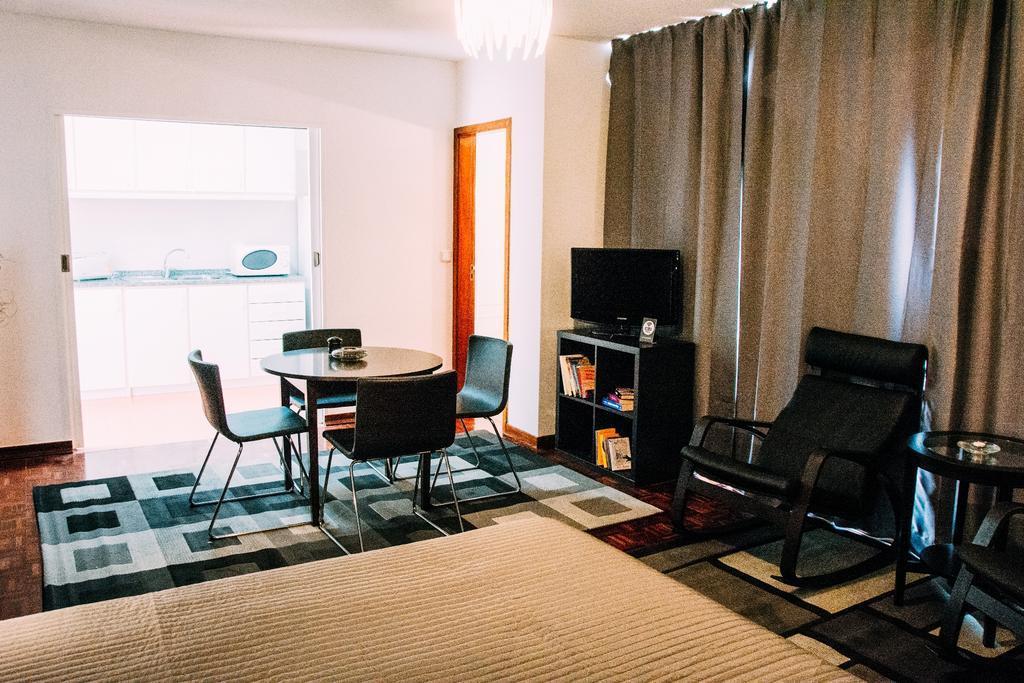 Arts In Apartments Pina Funchal  Luaran gambar